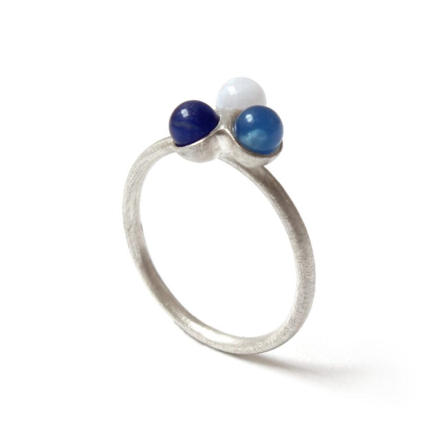 Blue fade trio ring