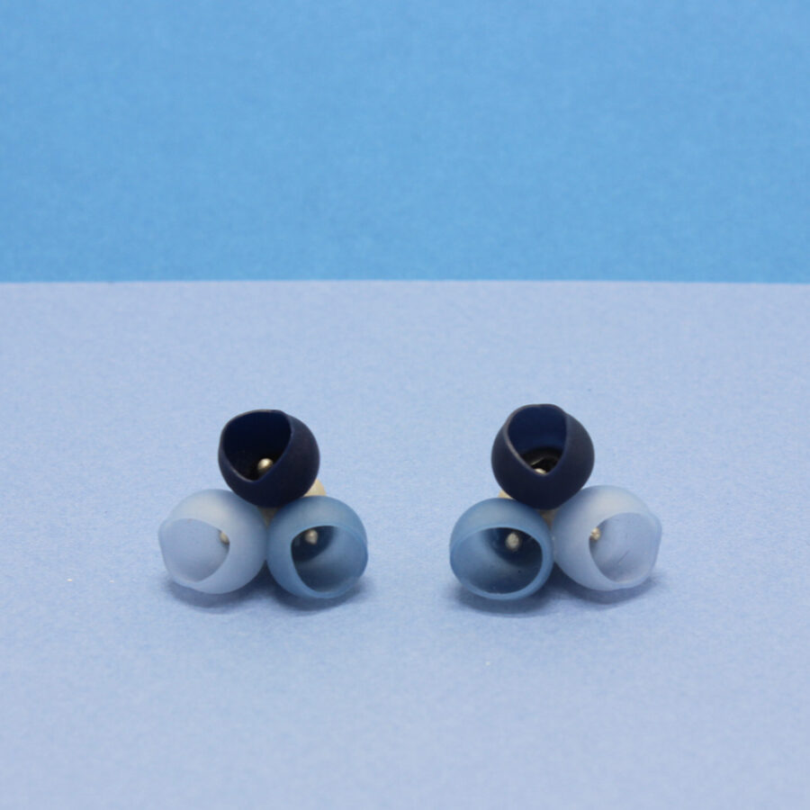 3 Cup Studs medium Navy fade by Jenny Llewellyn